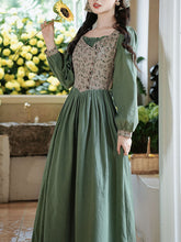 Load image into Gallery viewer, Green Floral Print Long Sleeve Vintage Cottagecore Cotton Dress