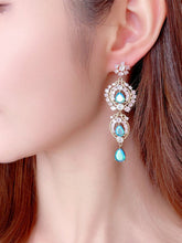 Load image into Gallery viewer, Luxury Zircon Tassel Artifact Vinatge Earrings