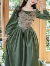 Load image into Gallery viewer, Green Floral Print Long Sleeve Vintage Cottagecore Cotton Dress