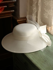 White Big Bow Wedding Hat With Tulle Vintage Hat