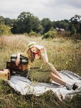 Load image into Gallery viewer, Green Daisy Puff Sleeve Smocking Chiffon 1950S Vintage Dress