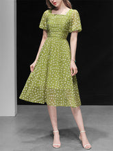 Load image into Gallery viewer, Green Daisy Puff Sleeve Smocking Chiffon 1950S Vintage Dress