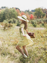 Load image into Gallery viewer, Green Daisy Puff Sleeve Smocking Chiffon 1950S Vintage Dress