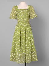 Load image into Gallery viewer, Green Daisy Puff Sleeve Smocking Chiffon 1950S Vintage Dress