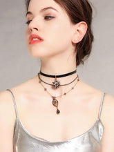Load image into Gallery viewer, 1950S Star Crystal Choker Vintage Necklace