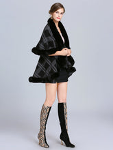 Load image into Gallery viewer, Women Poncho Wrap Faux Fur Collar Double Layer