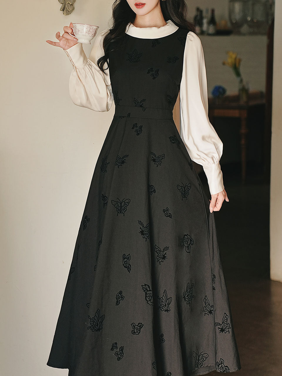 Black & White Butterfly Embroidered Dress with Contrast Sleeves Jolly Vintage Black & White Butterfly Embroidered Dress with Contrast Sleeves Jolly Vintage
