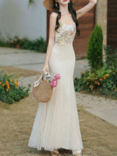 Load image into Gallery viewer, Vintage White Lace Spaghetti Strap Maxi Fish Tail Dress