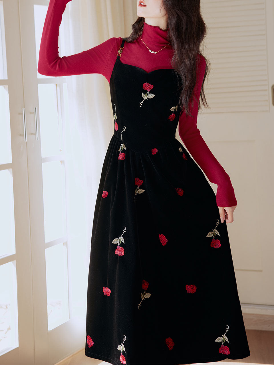 2PS Red Top and Black Strap Rose Embroidered Velvet 1950s Dress Set, Red/Black / L