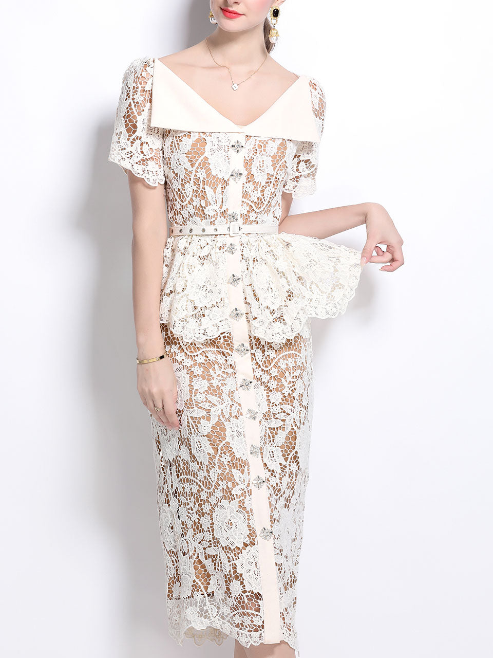 White Lace Flower V Neck Short Sleeve Wasp Waist Bodycon Dress, White / S White Lace Flower V Neck Short Sleeve Wasp Waist Bodycon Dress, White / S