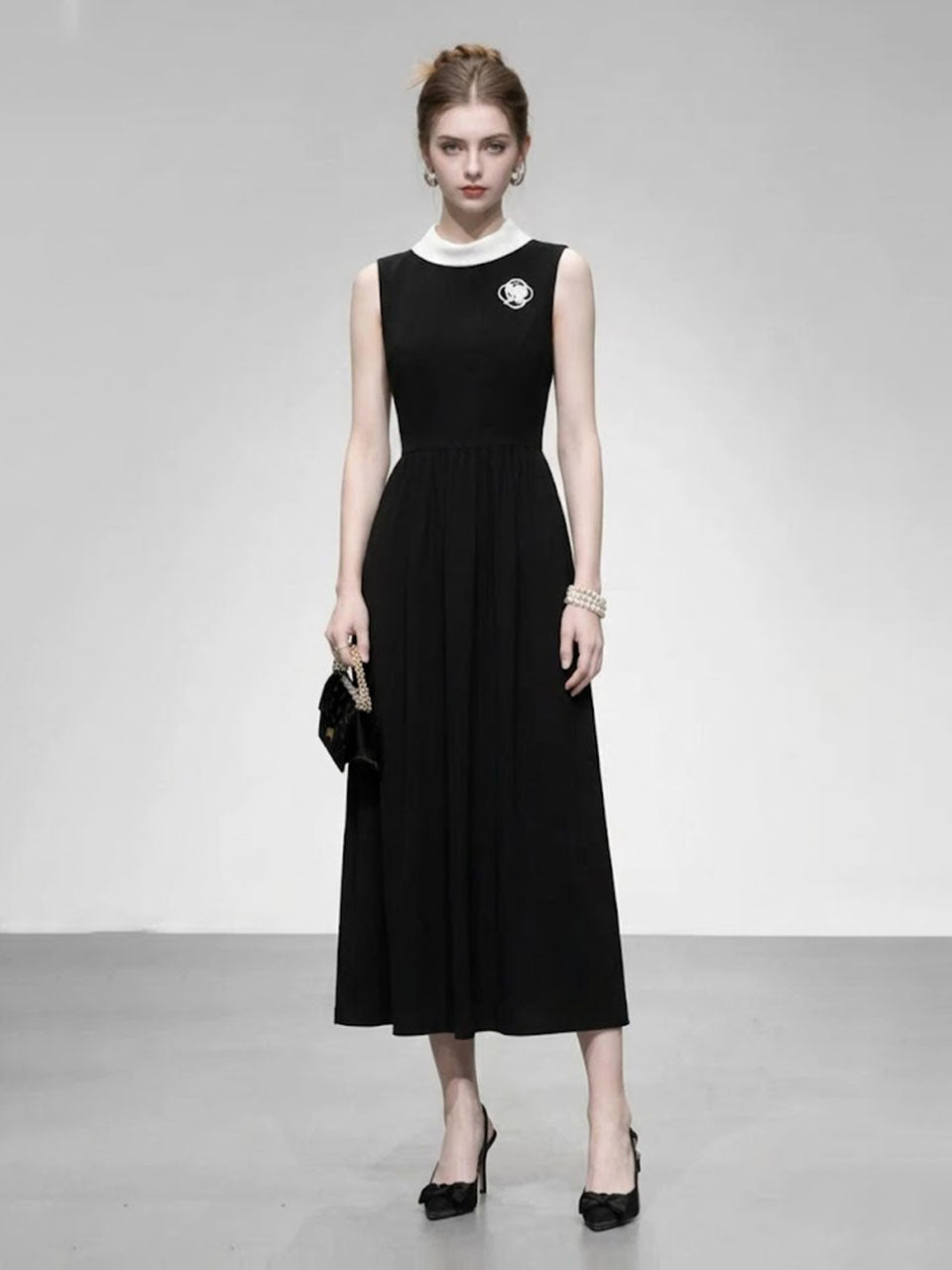little black dress hepburn 1960s Style Contrast Mock Neck Dress, Black / M Color:Cinder Melange Kylie Jenner Turns Heads winter fashion inspo Length Stretch