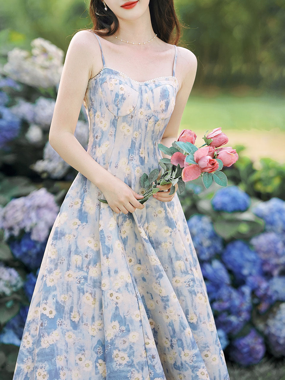2PS Blue Daisy Floral Print Spaghetti Strap Dress With White Shawl Dre Jolly Vintage 2PS Blue Daisy Floral Print Spaghetti Strap Dress With White Shawl Dre Jolly Vintage