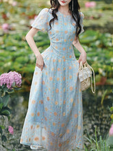 Load image into Gallery viewer, Blue Pearl-encrusted Collar Embroidered Lace 1950s Dress