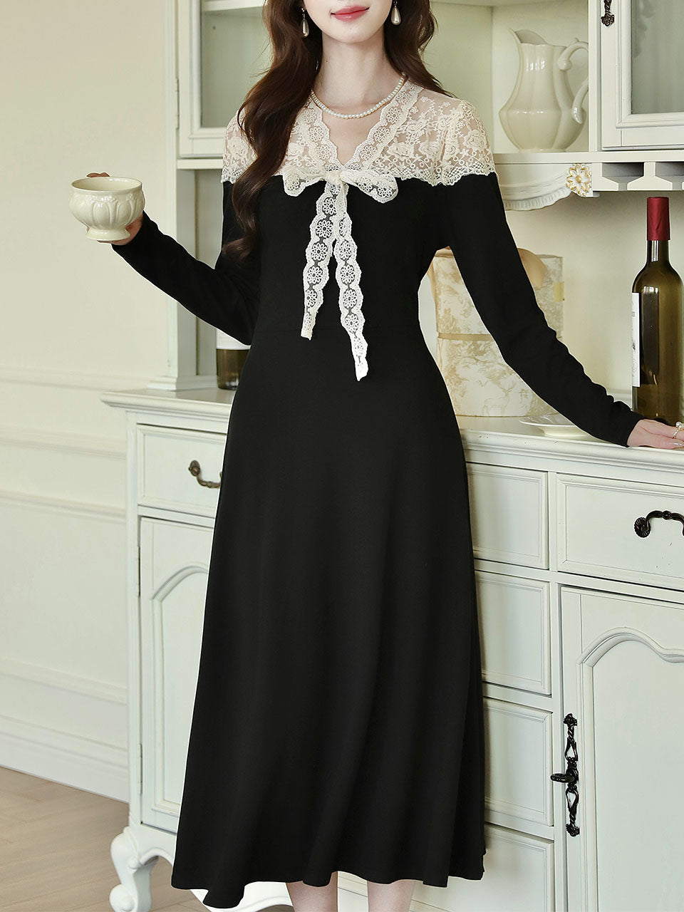 Classic White Lace Audrey Hepburn Style Black Dress – Jolly Vintage