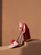Load image into Gallery viewer, Luxury Pink Heart Shaped Strappy Chunky Heel Vintage Sandals