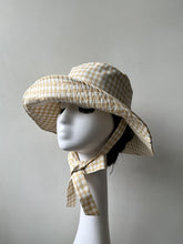 Load image into Gallery viewer, Pink Gingham Wide-brimmed Hat