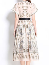 Load image into Gallery viewer, 1940S Classic Shirt Collar Vintage Print Cotton Dress with Belt