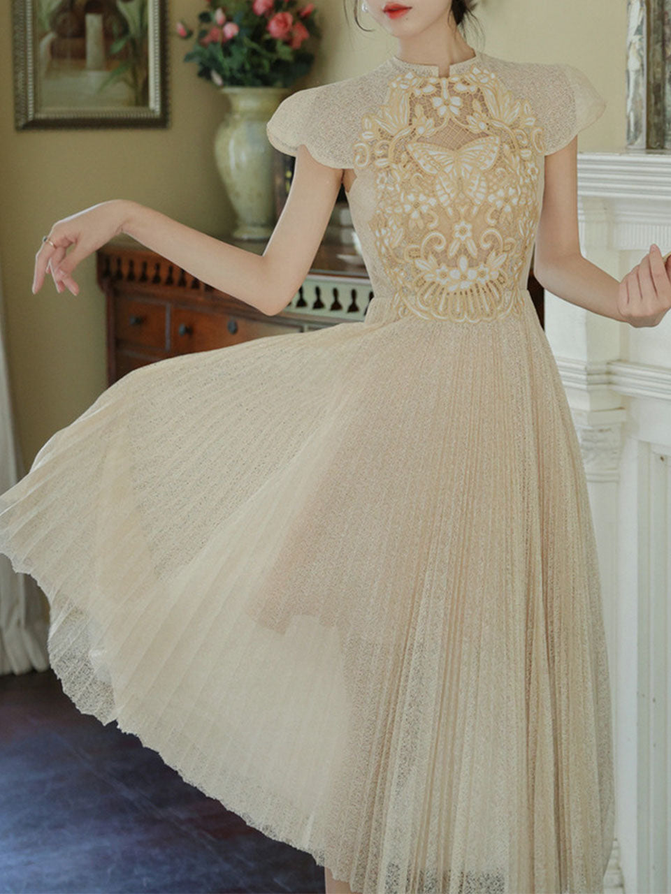 embroidered butterfly dress Patbo BUTTERFLY EMBROIDERY MAXI DRESS