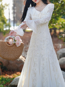 White V Neck Lace Flowers Long Sleeve Fishtail Wedding Vintage Dress