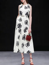 Load image into Gallery viewer, White Floral Print Sleeveless Vintage Style Maxi Dress