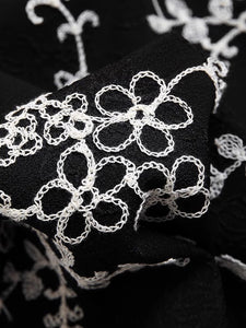Black Square Collar Embroidered Flower 1950S Vintage Dress
