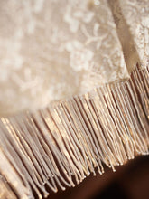 Load image into Gallery viewer, 1920s Flapper Cape Great Gatsby Costume Lace Shawl Fringe Tassel