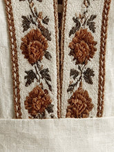 Load image into Gallery viewer, 1970s Boho Embroidered Halter V-Neck Linen Midi Dress