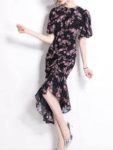 Load image into Gallery viewer, Black Crew Neck Puff Sleeves Floral Print Bodycon Dress