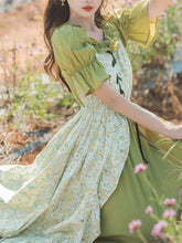 Load image into Gallery viewer, Green Ruffle Collar Floral Print Short Sleeve Vintage Dress
