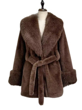 Load image into Gallery viewer, Faux Fur Coat Women Luxury Mid-Length Long Sleeve Maxi Winter Coat with Soft Big Collar
