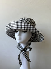 Load image into Gallery viewer, Pink Gingham Wide-brimmed Hat