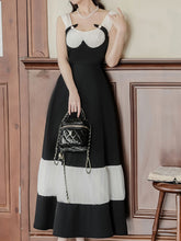 Load image into Gallery viewer, Black and White Pleated Vintage Elegant Swing Dress