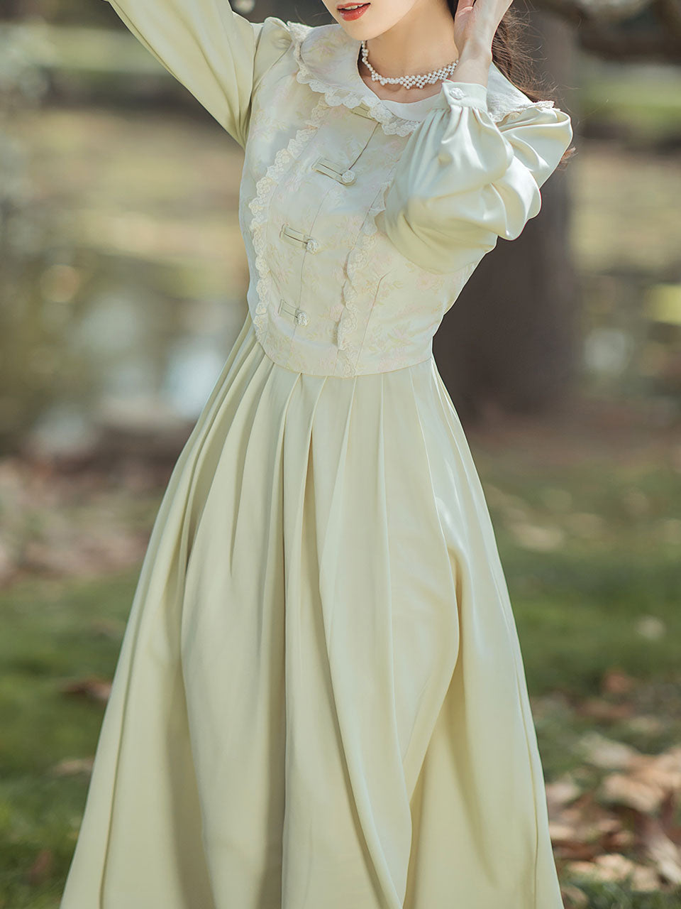 long sleeve vintage swing dress Zapaka Women 1950s Dress Green V-Neck Long Sleeves Swing Vintage Dress With Buttons, Green / 2XL