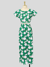 Load image into Gallery viewer, Green Fruit Embroidery Hollow Lace 1960S Vintage Fishtail Dress With Pearls Belt