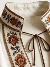 Load image into Gallery viewer, 1970s Boho Embroidered Halter V-Neck Linen Midi Dress