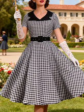 Load image into Gallery viewer, Black White Plaid 1950s Short Sleeve Swing Dress
