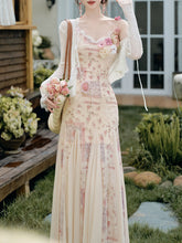 Load image into Gallery viewer, Pink Floral Print Spaghetti Strap Fishtail Flared Vintage Maxi Dress