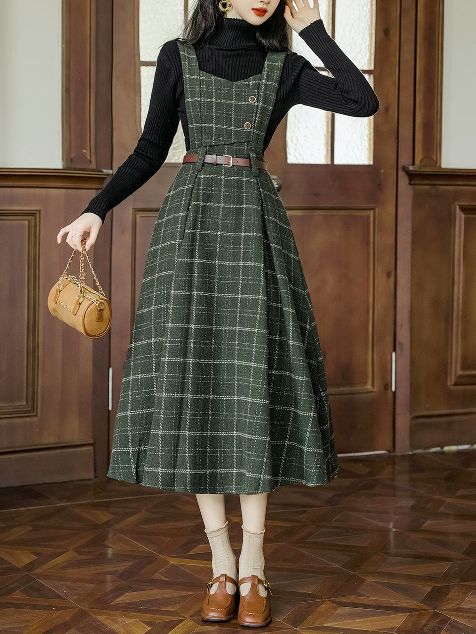 2PS Black Turtleneck Sweater with Vinatge Green Plaid Suspender Corduroy Dress, Green / M 2PS Black Turtleneck Sweater with Vinatge Green Plaid Suspender Corduroy Dress, Green / M