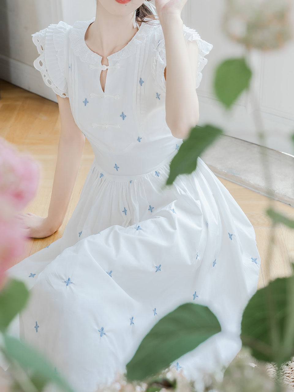 1950S Blue Star Embroidered Lace Angel Wings Dress, White / XS 1950S Blue Star Embroidered Lace Angel Wings Dress, White / XS