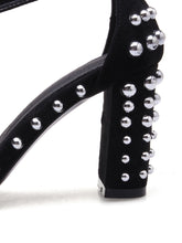 Load image into Gallery viewer, Women&#39;s Piont Toe Rivet Chunky Heel Sandals Leather Vintage Shoes