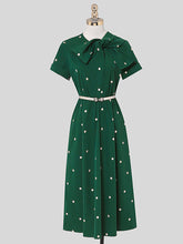 Load image into Gallery viewer, Dark Green Bow Collar Embroidered Flower 1950S Vintage Dress