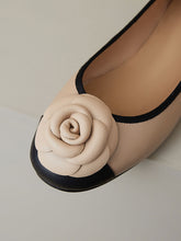 Load image into Gallery viewer, Women&#39;s Flat Heel Balletcore Round Toe Leather Vintage Shoes