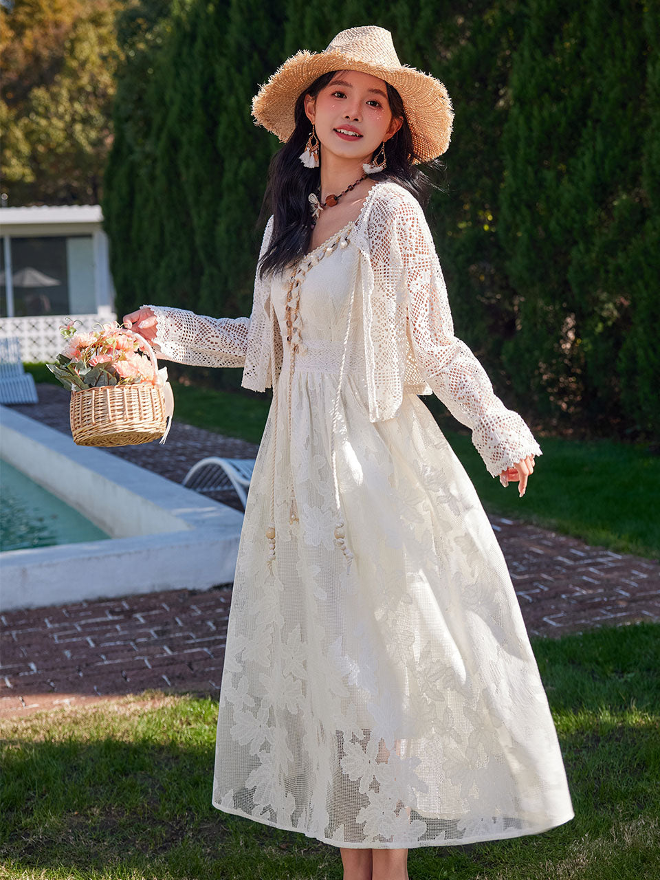 White Bohemian Spaghetti Strap High Waist Boho Maxi Dress, White / S White Bohemian Spaghetti Strap High Waist Boho Maxi Dress, White / S