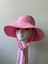 Load image into Gallery viewer, Pink Gingham Wide-brimmed Hat