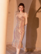 Load image into Gallery viewer, V Neck Sequined Mermaid Dress With Straps