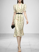 Load image into Gallery viewer, Apricot V Neck Retro Puff Sleeve Waist Slim Print 1940S Fishtail Dress