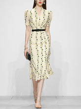 Load image into Gallery viewer, Apricot V Neck Retro Puff Sleeve Waist Slim Print 1940S Fishtail Dress