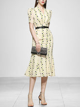 Load image into Gallery viewer, Apricot V Neck Retro Puff Sleeve Waist Slim Print 1940S Fishtail Dress