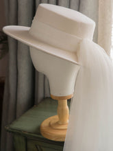 Load image into Gallery viewer, White Big Veil  Wedding Hat With Wool Vintage Boater Hat