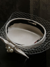 Load image into Gallery viewer, White Pearl Tulle Vintage Lace Half-Hat 1950S Hat